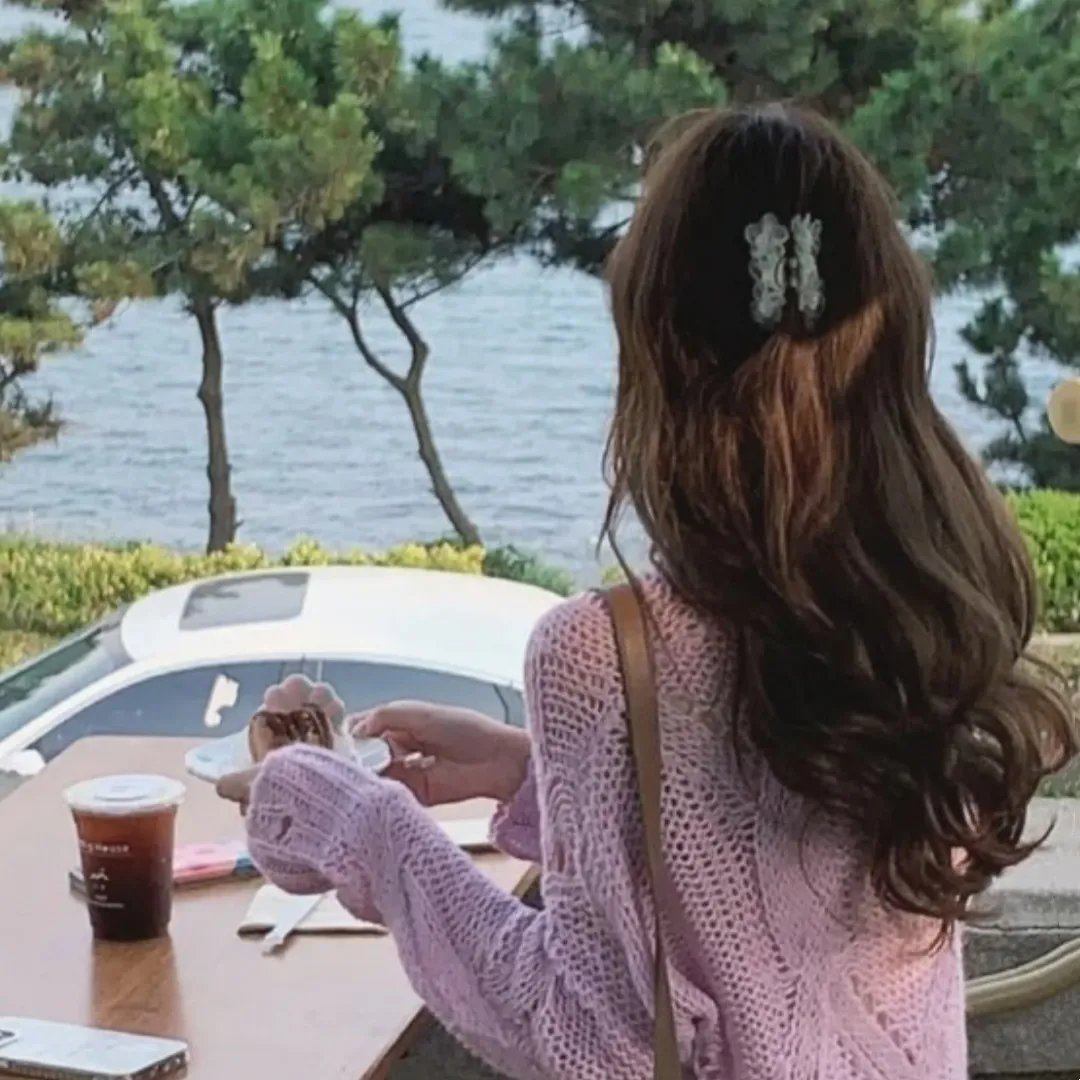 弯曲幸运草